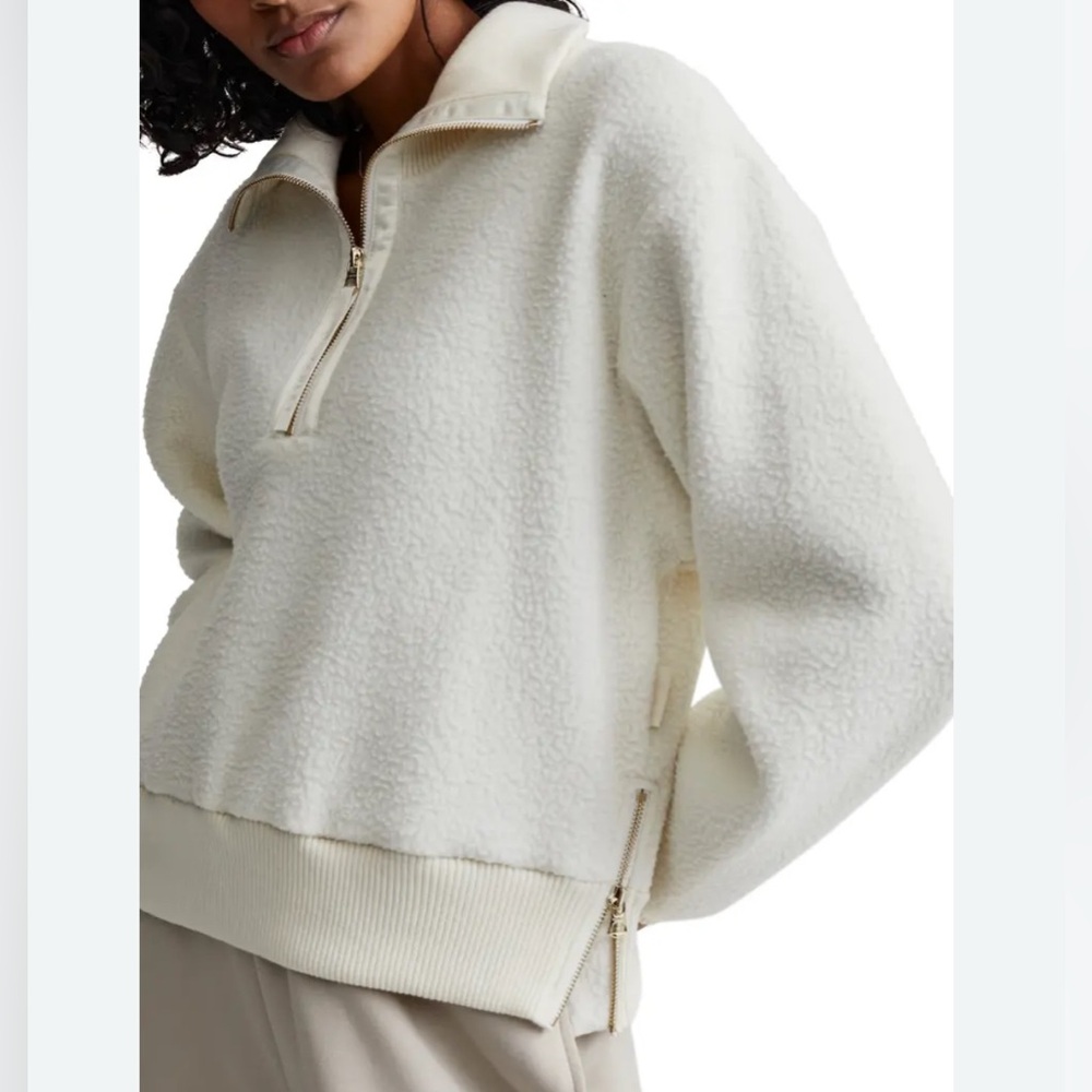 Varley - Roselle half zip fleece. Size small.